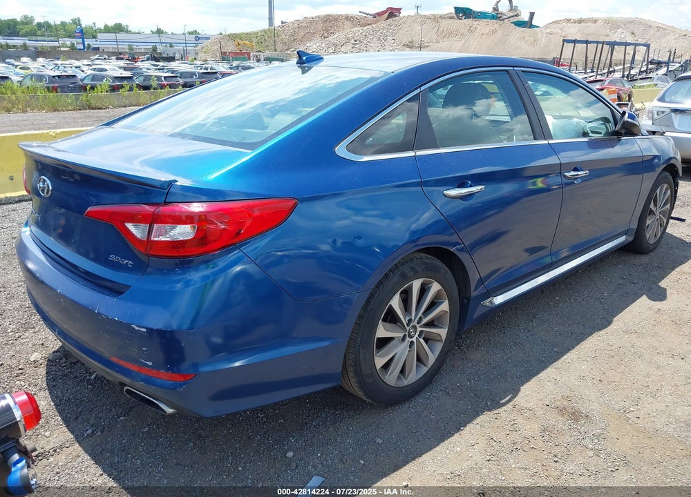 2015 HYUNDAI SONATA VIN: 5NPE34AF5FH126941