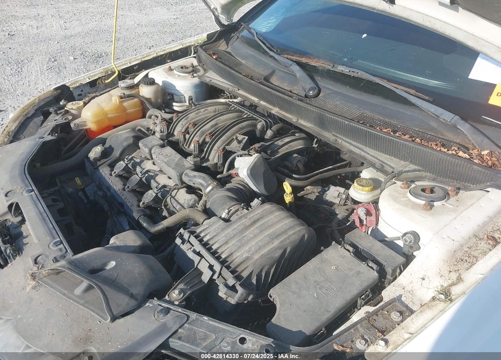 2010 CHRYSLER SEBRING VIN: 1C3BC5ED2AN142688