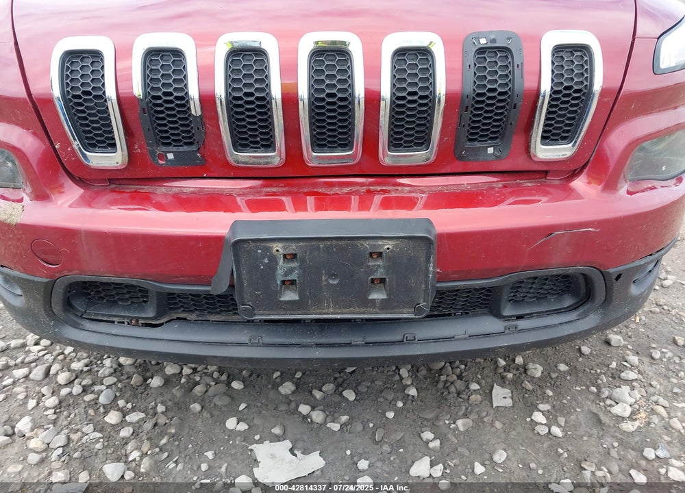 2014 JEEP CHEROKEE VIN: 1C4PJMCB4EW230922