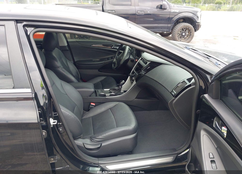 2013 HYUNDAI SONATA VIN: 5NPEC4AC2DH527348