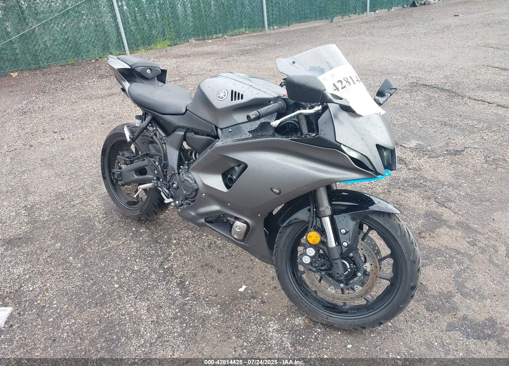 2024 YAMAHA YZFR7 VIN: JYARM38E6RA013528