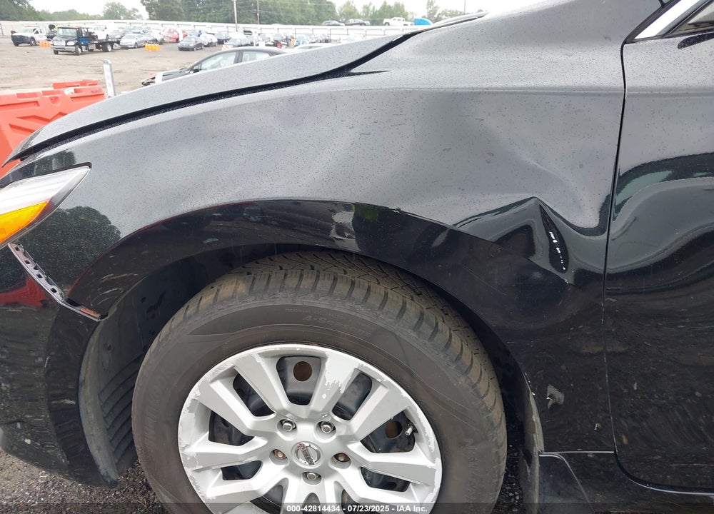 2017 NISSAN ALTIMA VIN: 1N4AL3AP4HN329104