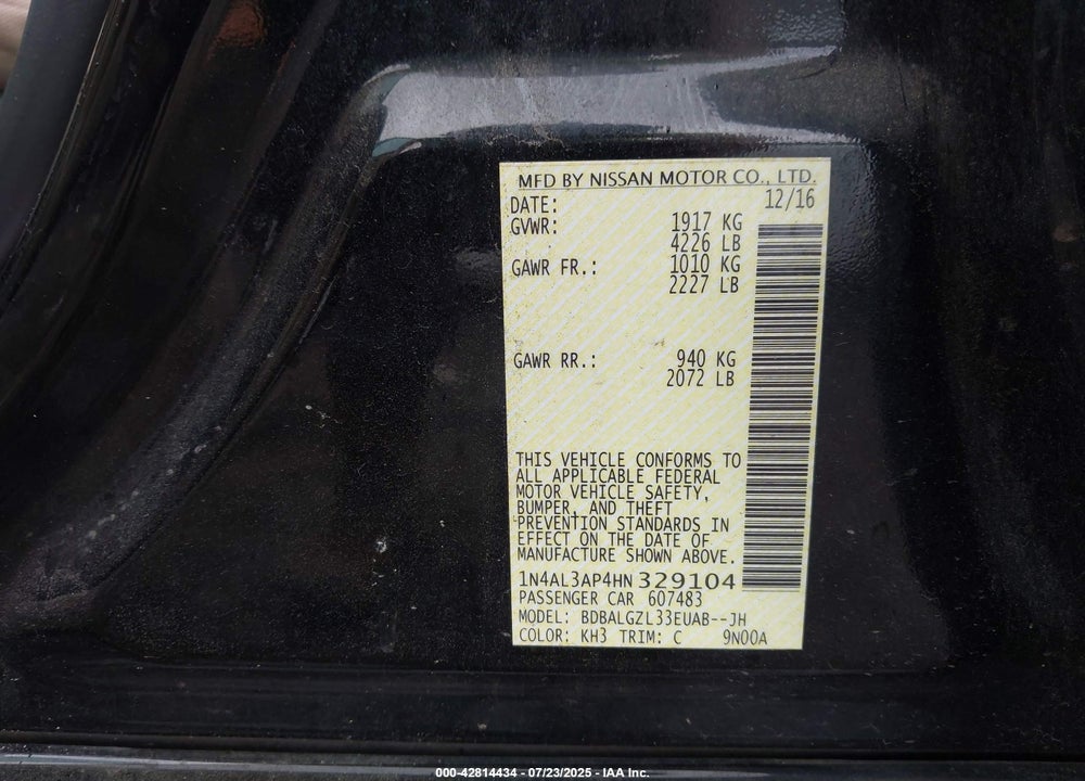 2017 NISSAN ALTIMA VIN: 1N4AL3AP4HN329104