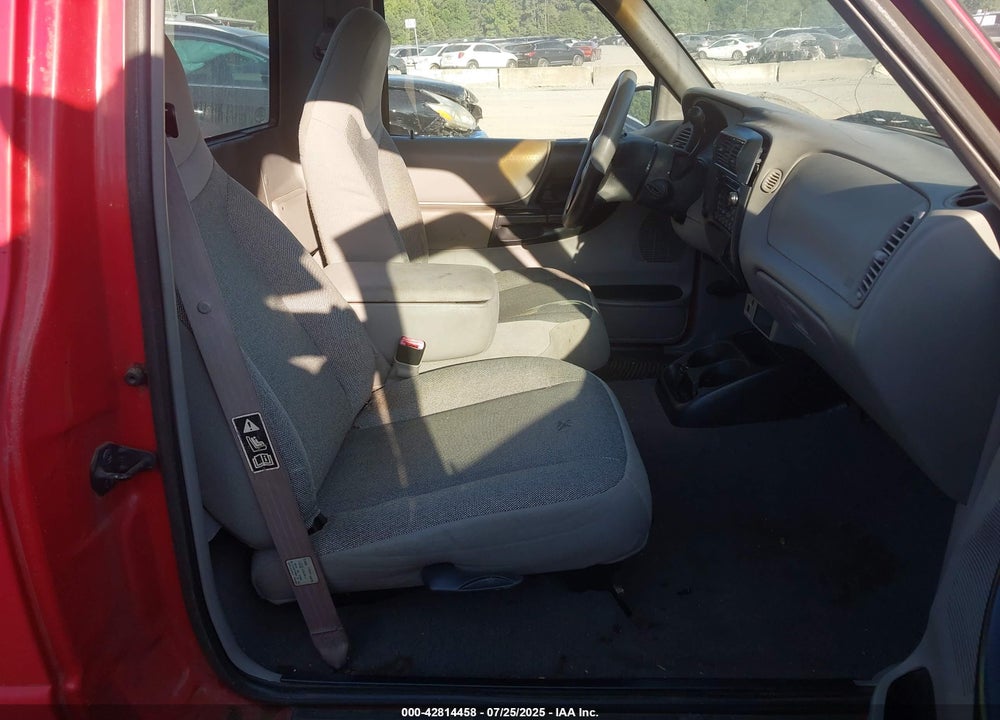 2000 FORD RANGER VIN: 1FTYR10V3YPA44653