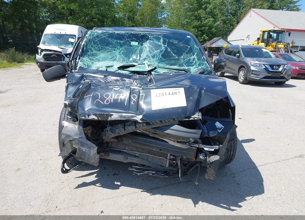 2014 CHRYSLER TOWN & COUNTRY S VIN: 2C4RC1HGXER336466