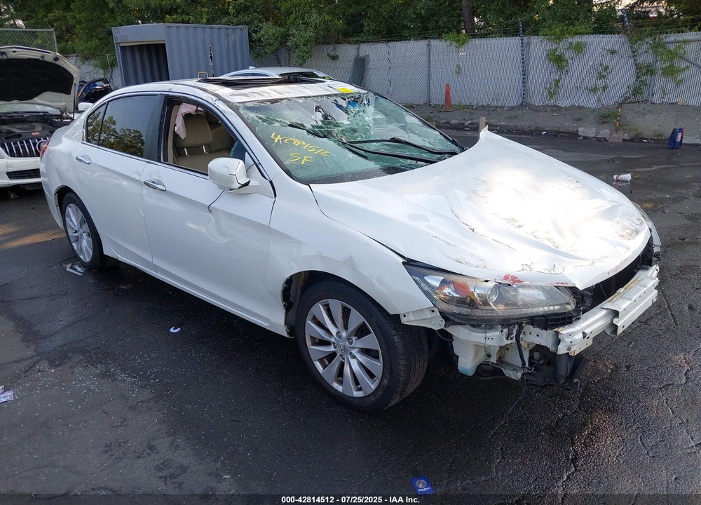 2013 HONDA ACCORD EX-L VIN: 1HGCR2F83DA207897