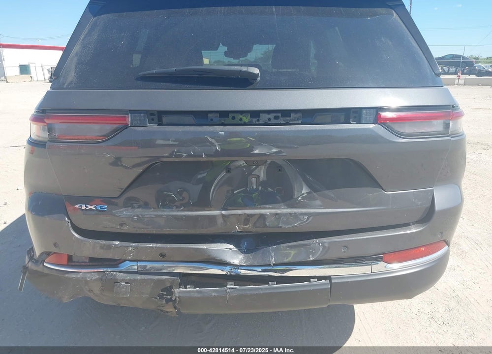 2024 JEEP GRAND CHEROKEE VIN: 1C4RJYB65RC117492