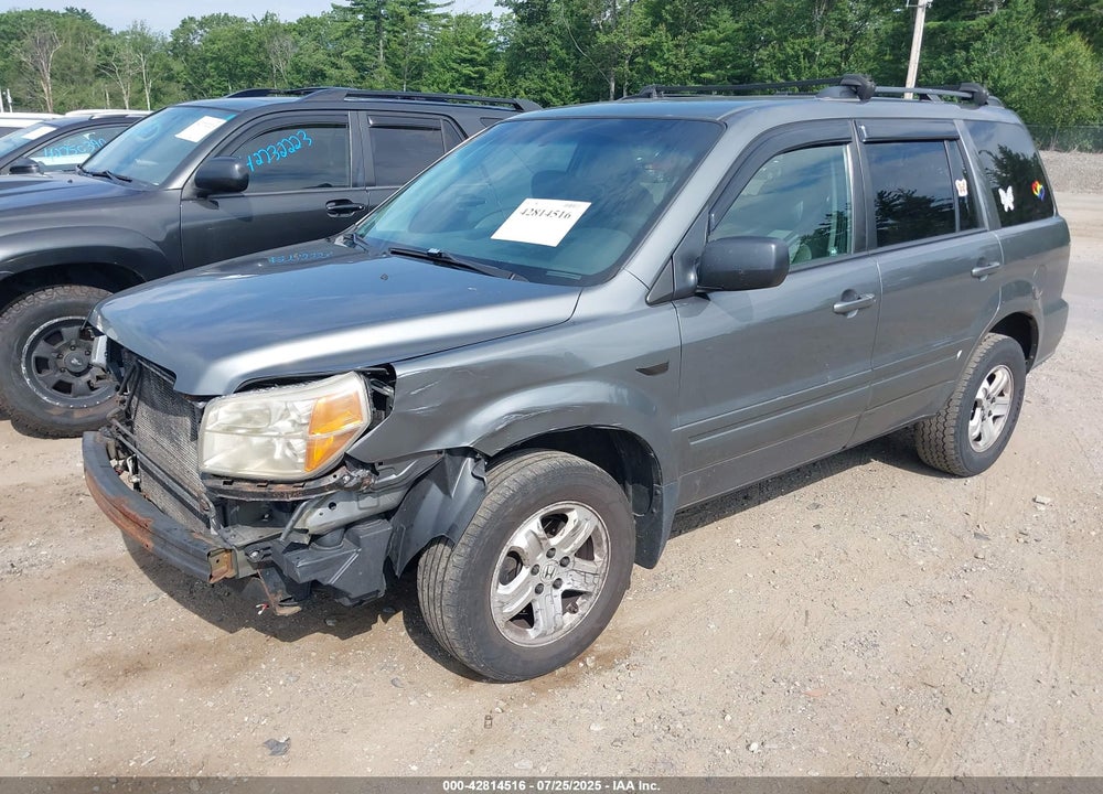 2008 HONDA PILOT VIN: 5FNYF182X8B032142