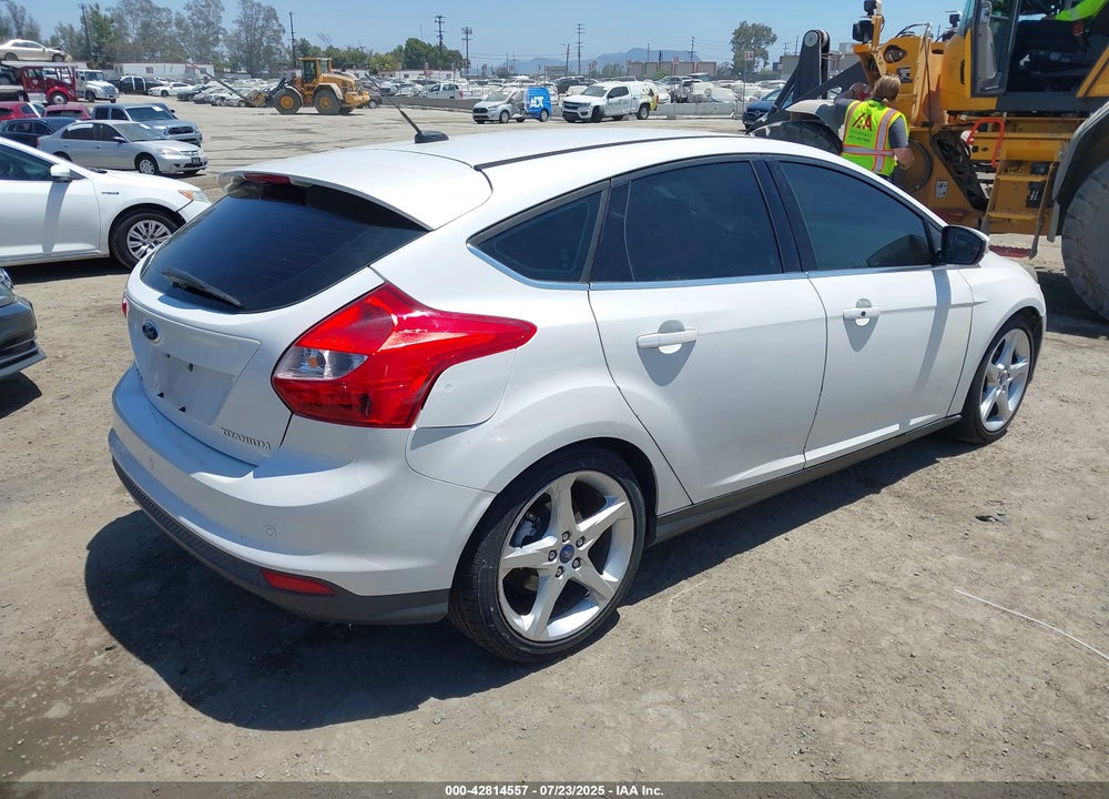 2014 FORD FOCUS VIN: 1FADP3N29EL170118