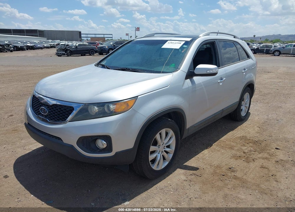 2011 KIA SORENTO VIN: 5XYKU4A27BG161530