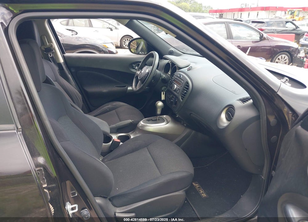 2014 NISSAN JUKE VIN: JN8AF5MVXET480810