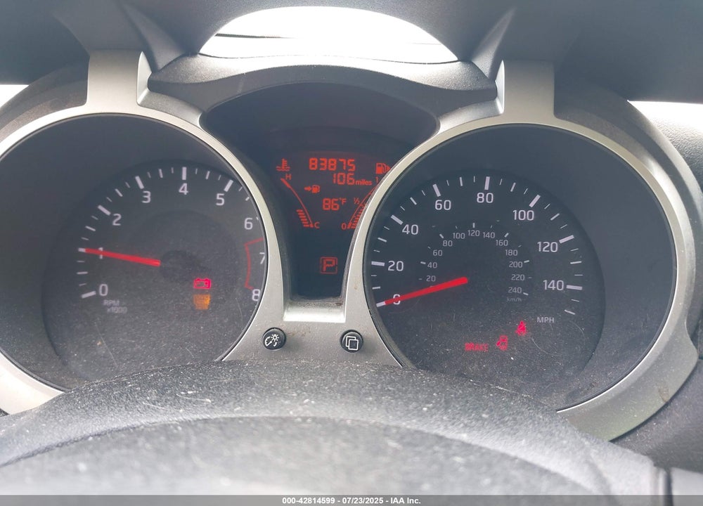 2014 NISSAN JUKE VIN: JN8AF5MVXET480810
