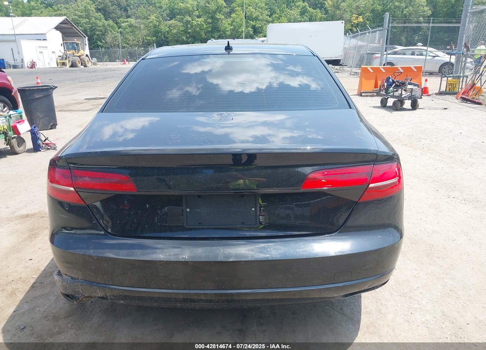 2016 AUDI A8 VIN: WAU43AFD7GN010608