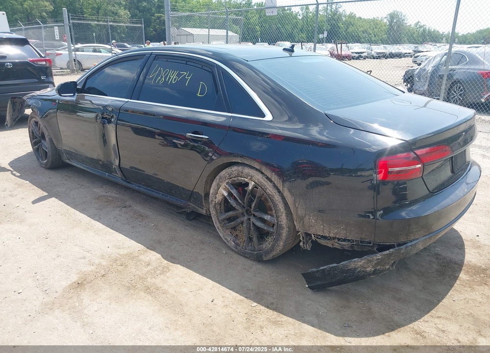 2016 AUDI A8 VIN: WAU43AFD7GN010608