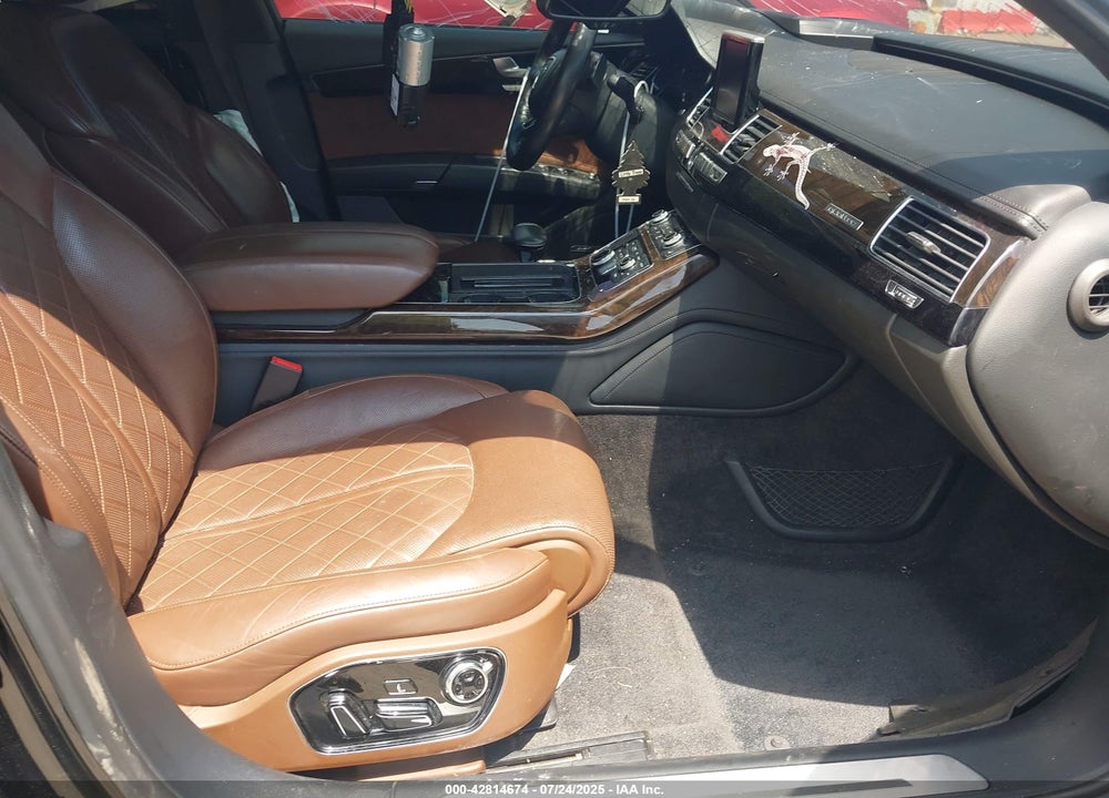2016 AUDI A8 VIN: WAU43AFD7GN010608