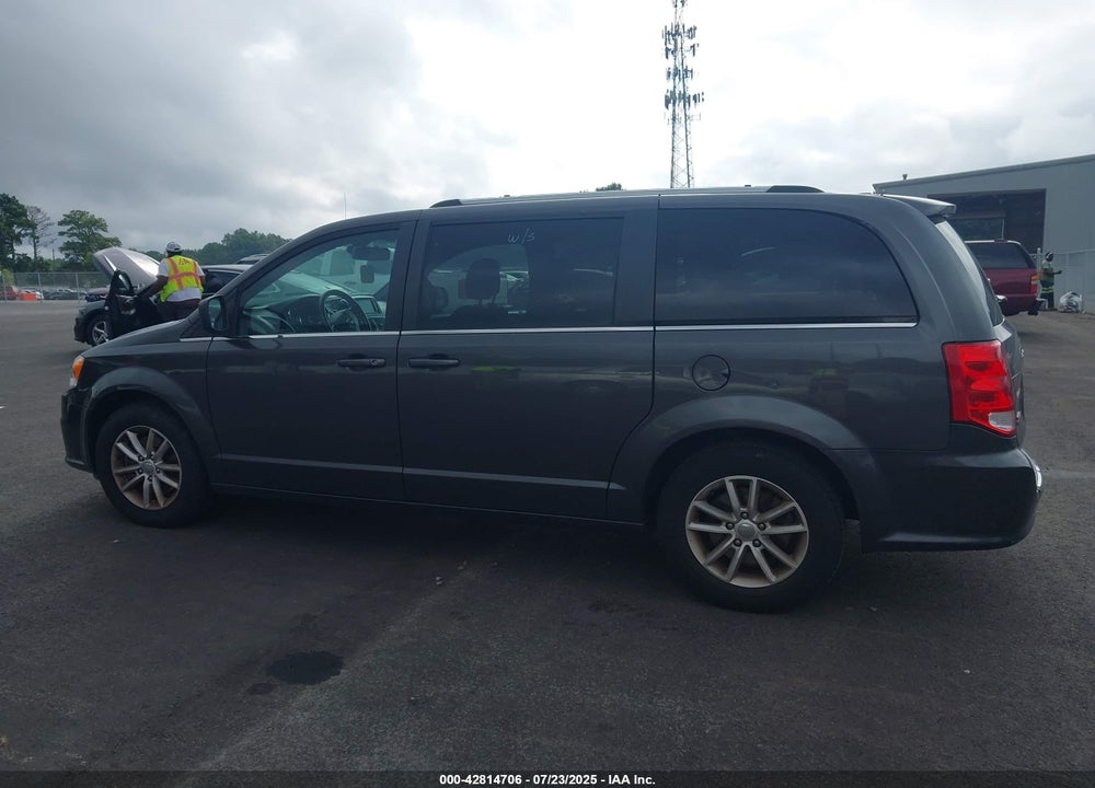2018 DODGE GRAND CARAVAN VIN: 2C4RDGCG7JR218246