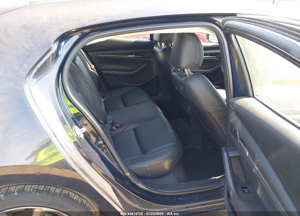 2021 MAZDA 3 VIN: JM1BPAKL1M1337052