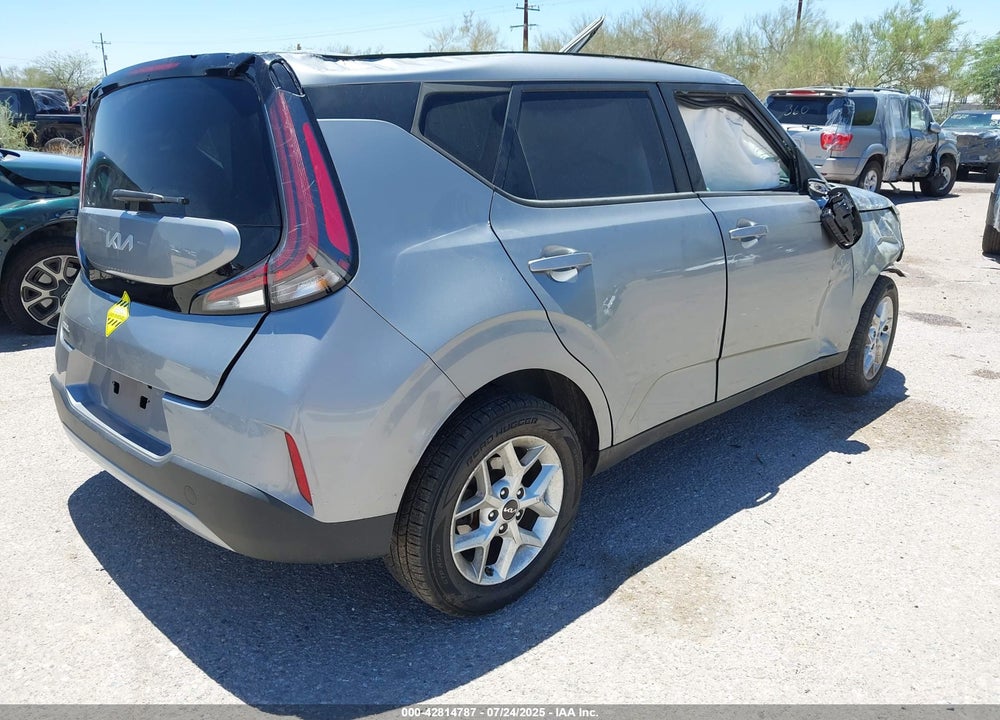 2023 KIA SOUL VIN: KNDJ23AUXP7889490