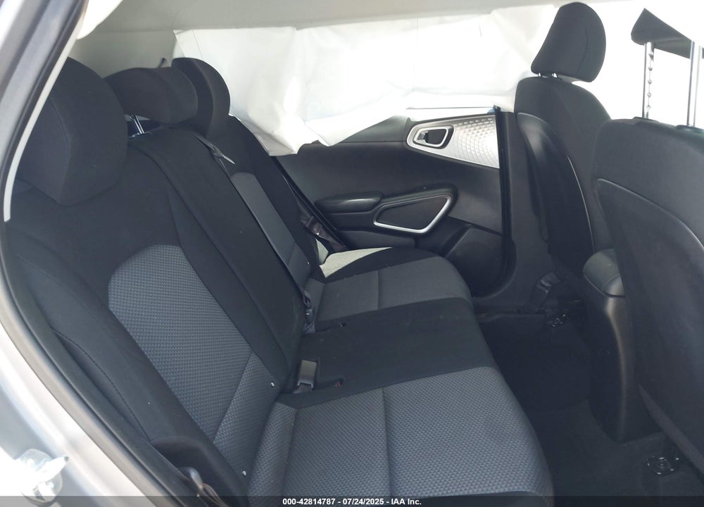 2023 KIA SOUL VIN: KNDJ23AUXP7889490