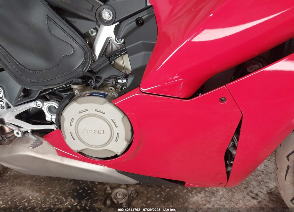 2025 DUCATI PANIGALE V4/V4S VIN: ZDMDAG6W0SB003544
