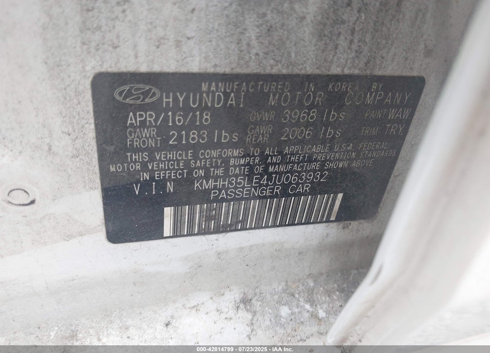 2018 HYUNDAI ELANTRA GT VIN: KMHH35LE4JU063932