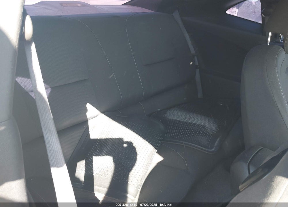 2011 CHEVROLET CAMARO VIN: 2G1FB1ED6B9120683