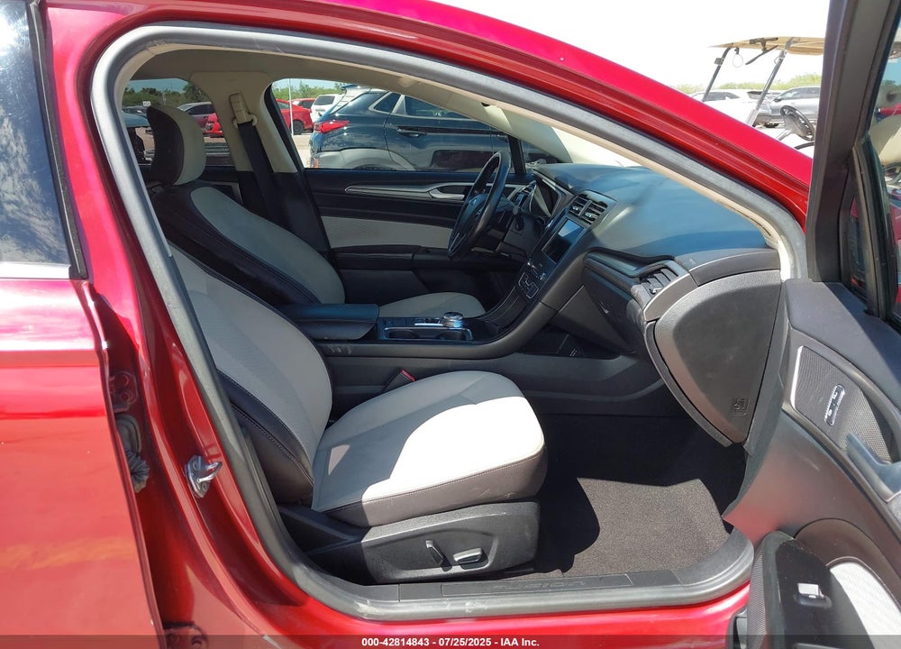 2019 FORD FUSION SE VIN: 3FA6P0HDXKR171439