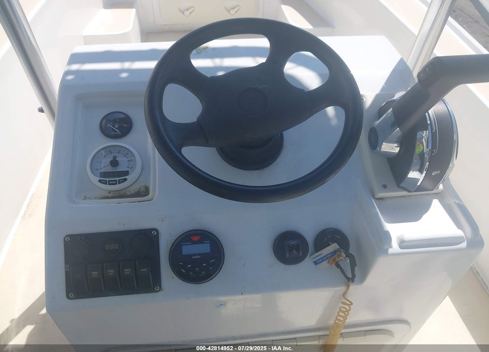 1977 MAKO BOAT VIN: MAK123830377
