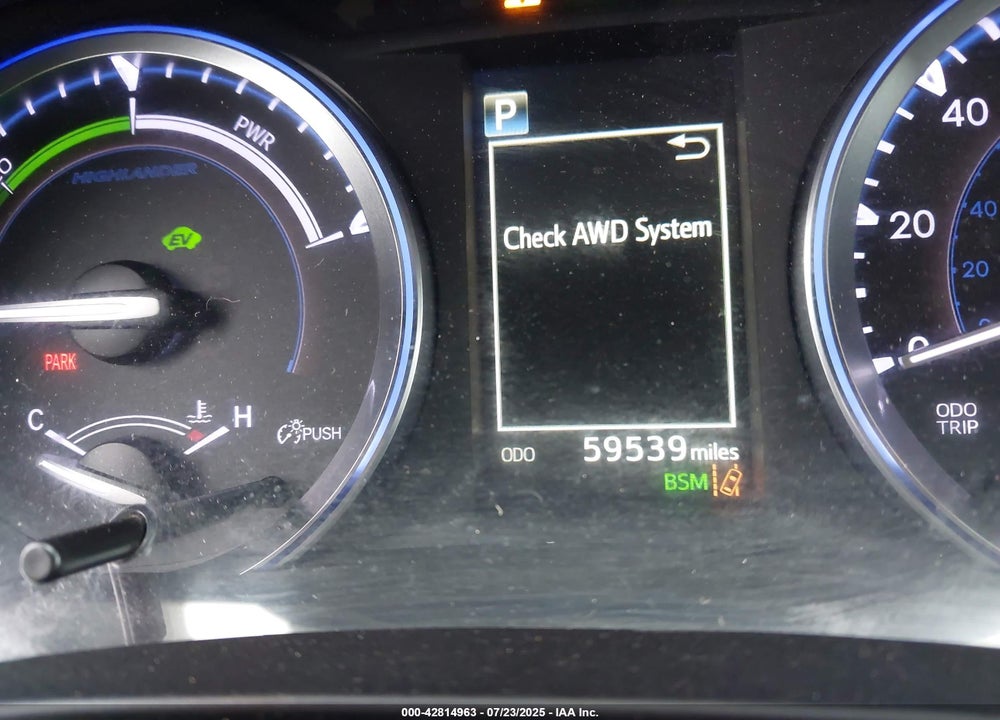 2019 TOYOTA HIGHLANDER VIN: 5TDJGRFH7KS057104
