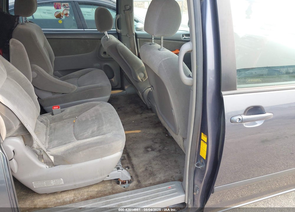 2006 TOYOTA SIENNA XLE VIN: 5TDZA22C66S532866