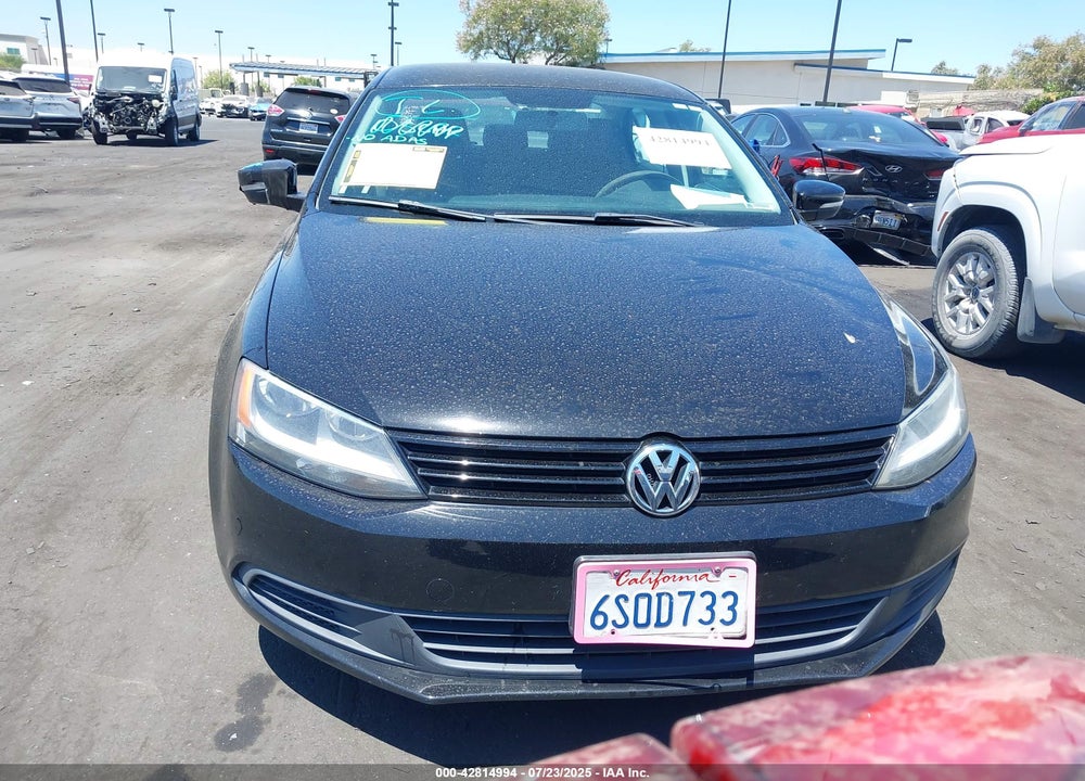 2011 VOLKSWAGEN JETTA VIN: 3VWDZ7AJ3BM113364