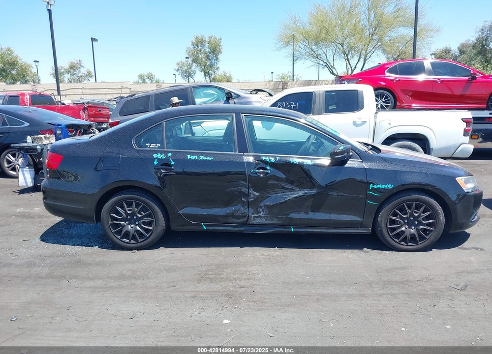 2011 VOLKSWAGEN JETTA VIN: 3VWDZ7AJ3BM113364