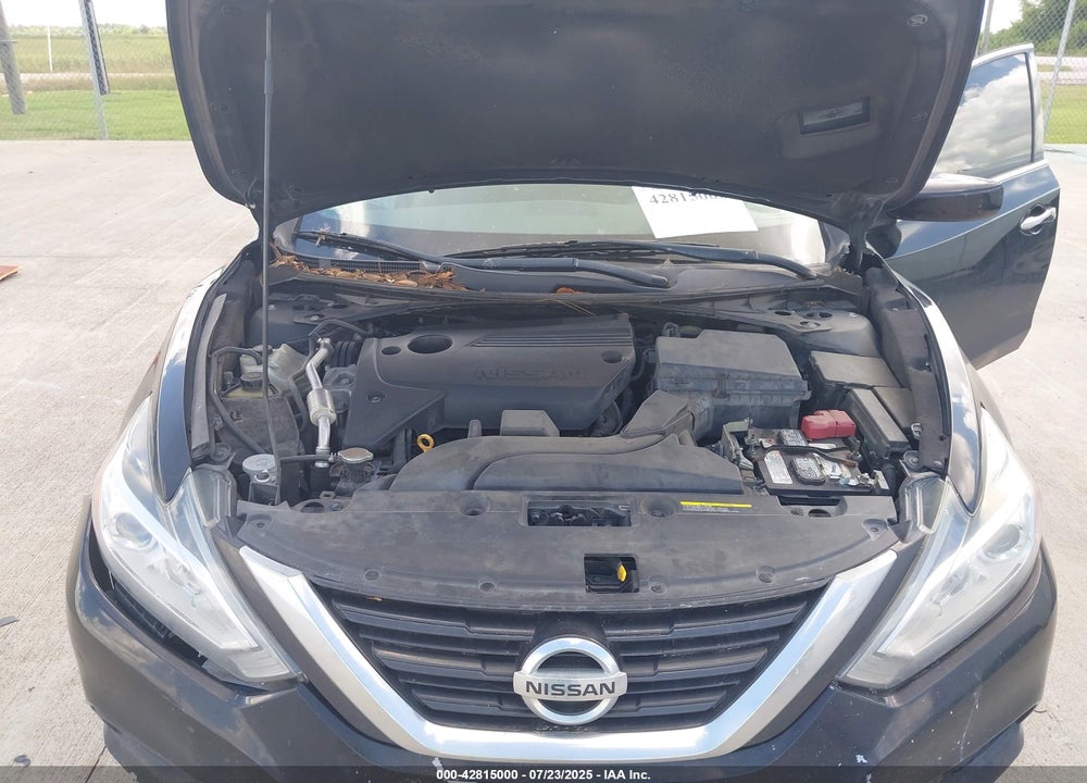 2017 NISSAN ALTIMA VIN: 1N4AL3AP2HC496329