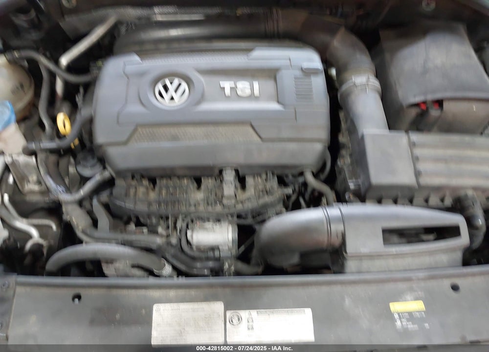 2016 VOLKSWAGEN PASSAT VIN: 1VWAT7A30GC068558