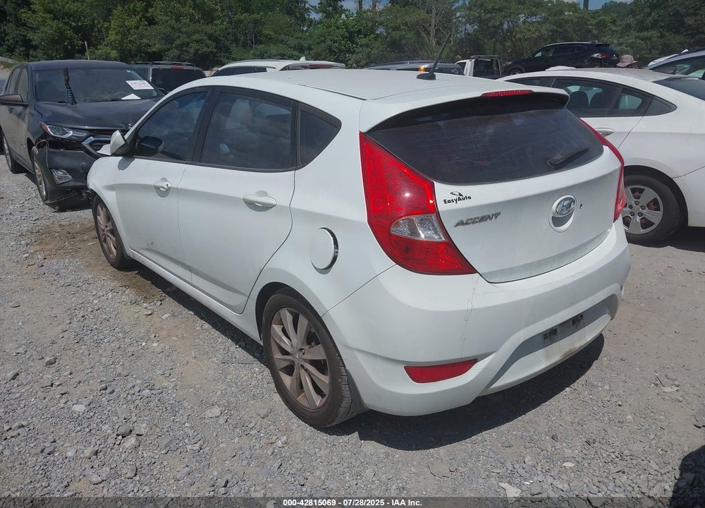 2012 HYUNDAI ACCENT VIN: KMHCU5AE7CU042716