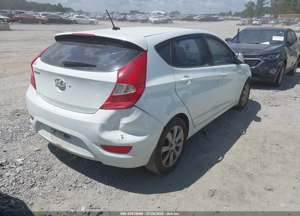 2012 HYUNDAI ACCENT VIN: KMHCU5AE7CU042716