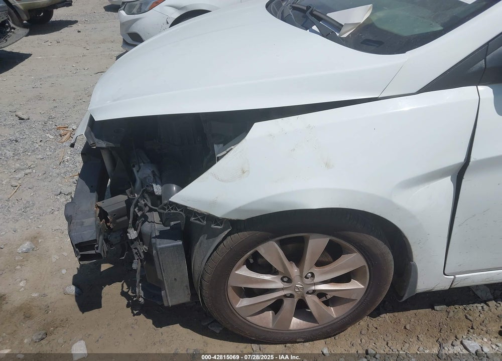 2012 HYUNDAI ACCENT VIN: KMHCU5AE7CU042716