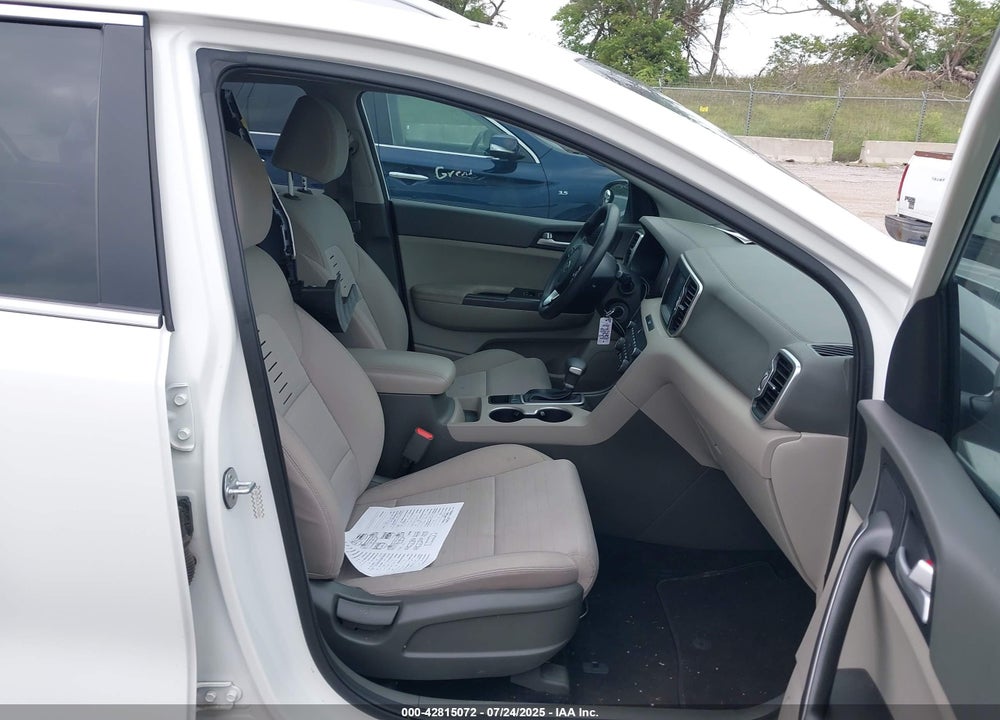 2019 KIA SPORTAGE LX VIN: KNDPMCAC3K7604584