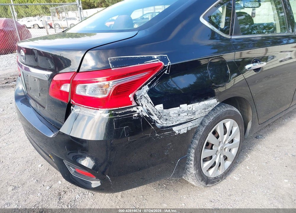 2017 NISSAN SENTRA VIN: 3N1AB7AP8HY235432