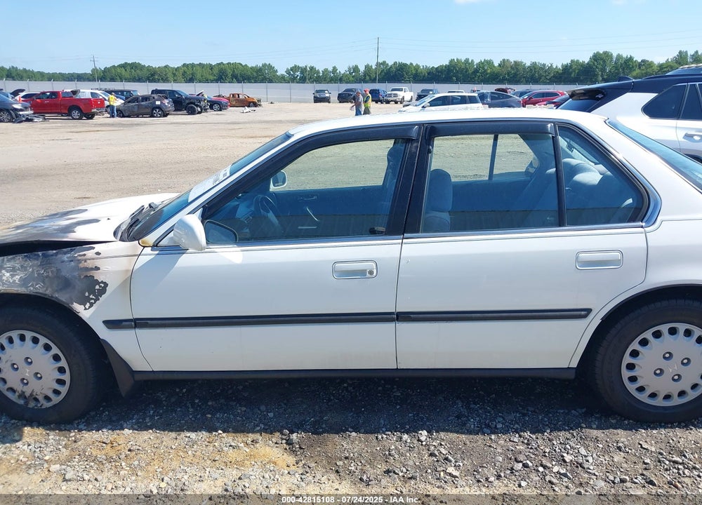 1993 HONDA ACCORD LX VIN: 1HGCB7654PA150623