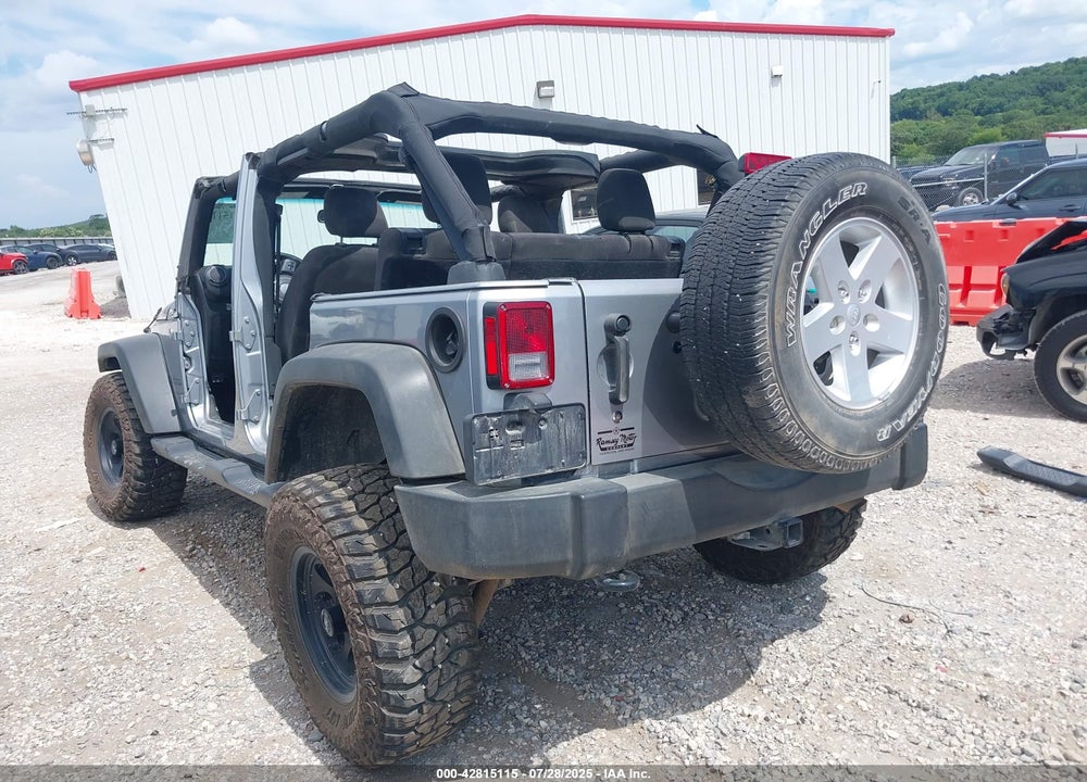 2017 JEEP WRANGLER UNLIMITED SPORT 4X4 VIN: 1C4BJWDG3HL690644