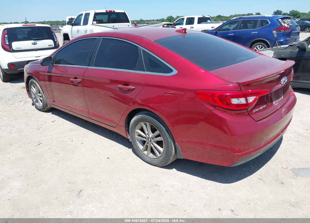 2015 HYUNDAI SONATA SE VIN: 5NPE24AF4FH164101