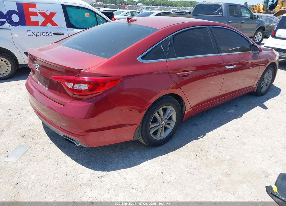 2015 HYUNDAI SONATA SE VIN: 5NPE24AF4FH164101