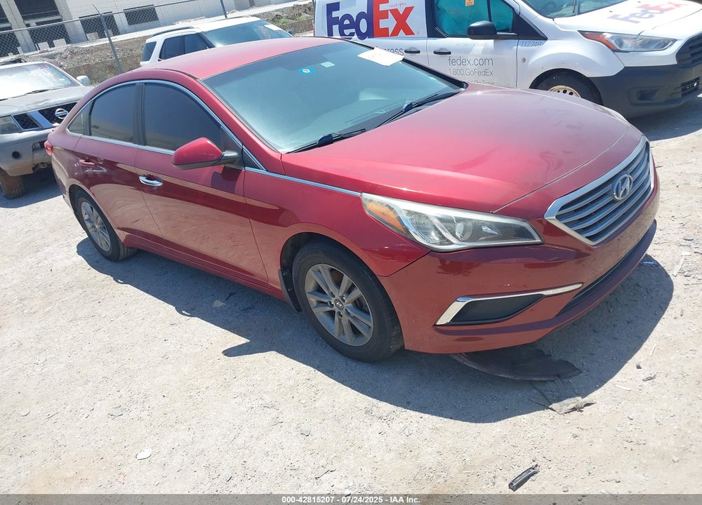 2015 HYUNDAI SONATA SE VIN: 5NPE24AF4FH164101