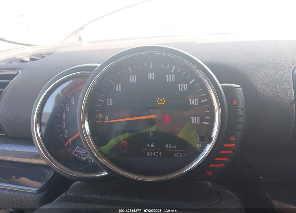 2016 MINI COOPER CLUBMAN VIN: WMWLN5C53G2E31269