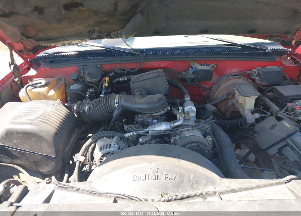 1996 CHEVROLET SUBURBAN C1500 VIN: 3GNEC16R7TG126677