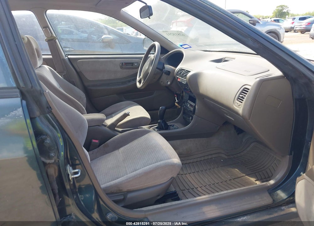 1994 ACURA INTEGRA GSR VIN: JH4DB8586RS002747