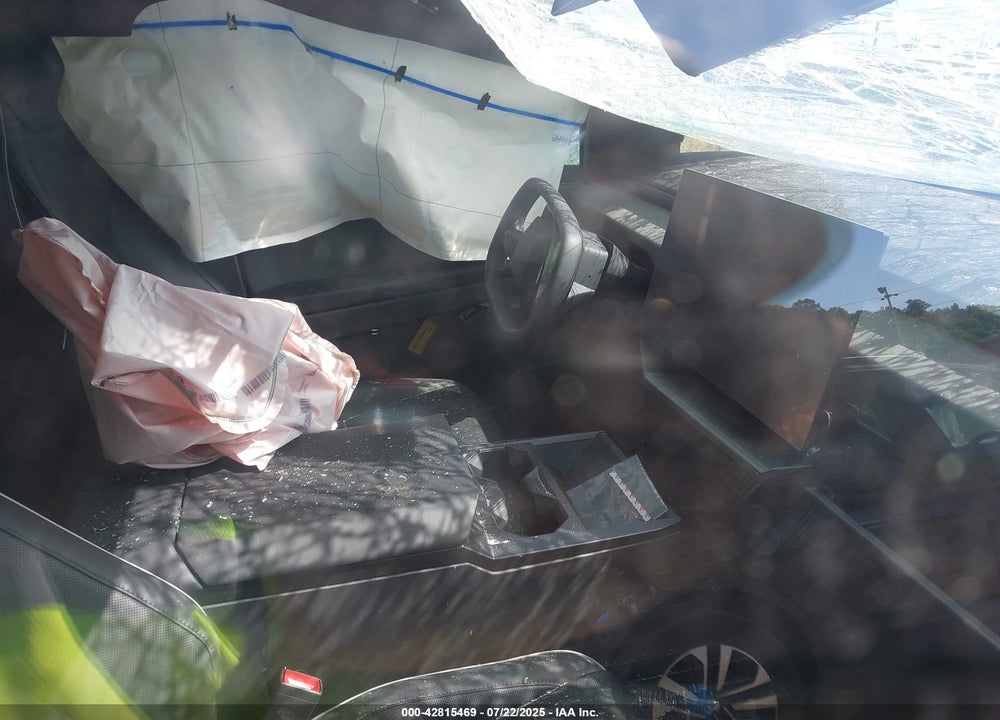 2024 TESLA CYBERTRUCK VIN: 7G2CEHED3RA052109