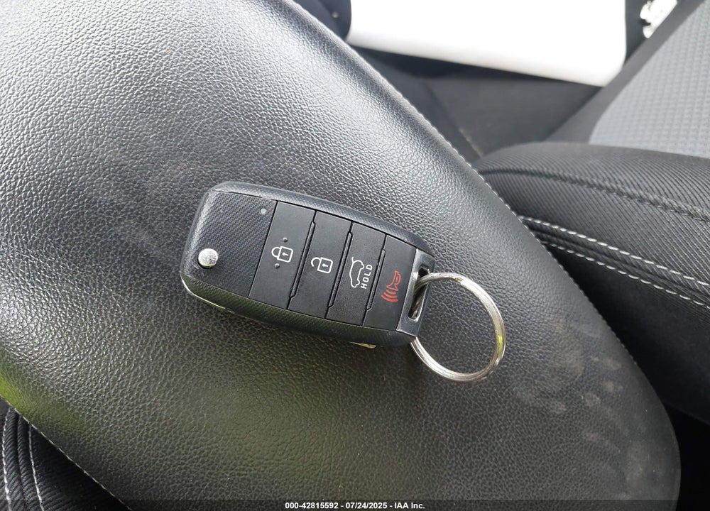 2017 KIA SOUL VIN: KNDJP3A57H7445012