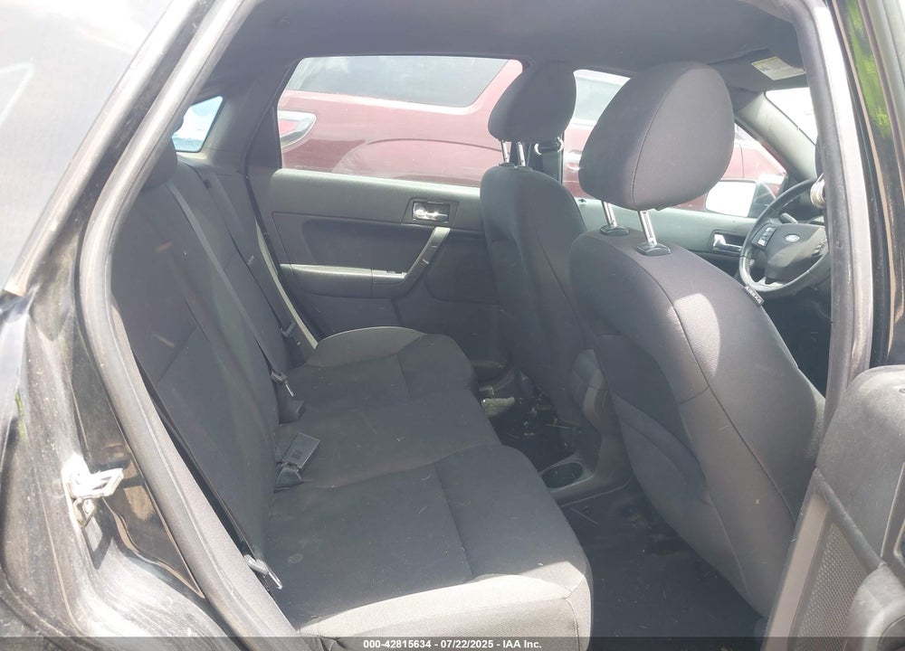 2011 FORD FOCUS VIN: 1FAHP3GN9BW117129